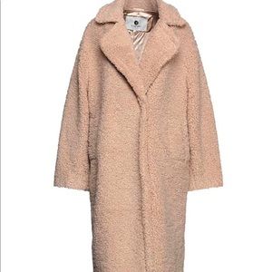 Sherpa coat, lined, 42.5 inches length
